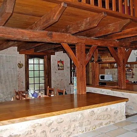 Villa Sleeps 10 Pool
