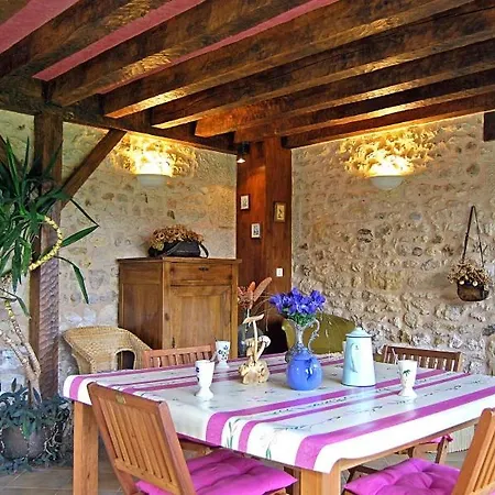 Sleeps 10 Pool