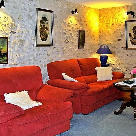 Sleeps 10 Pool * Thenon